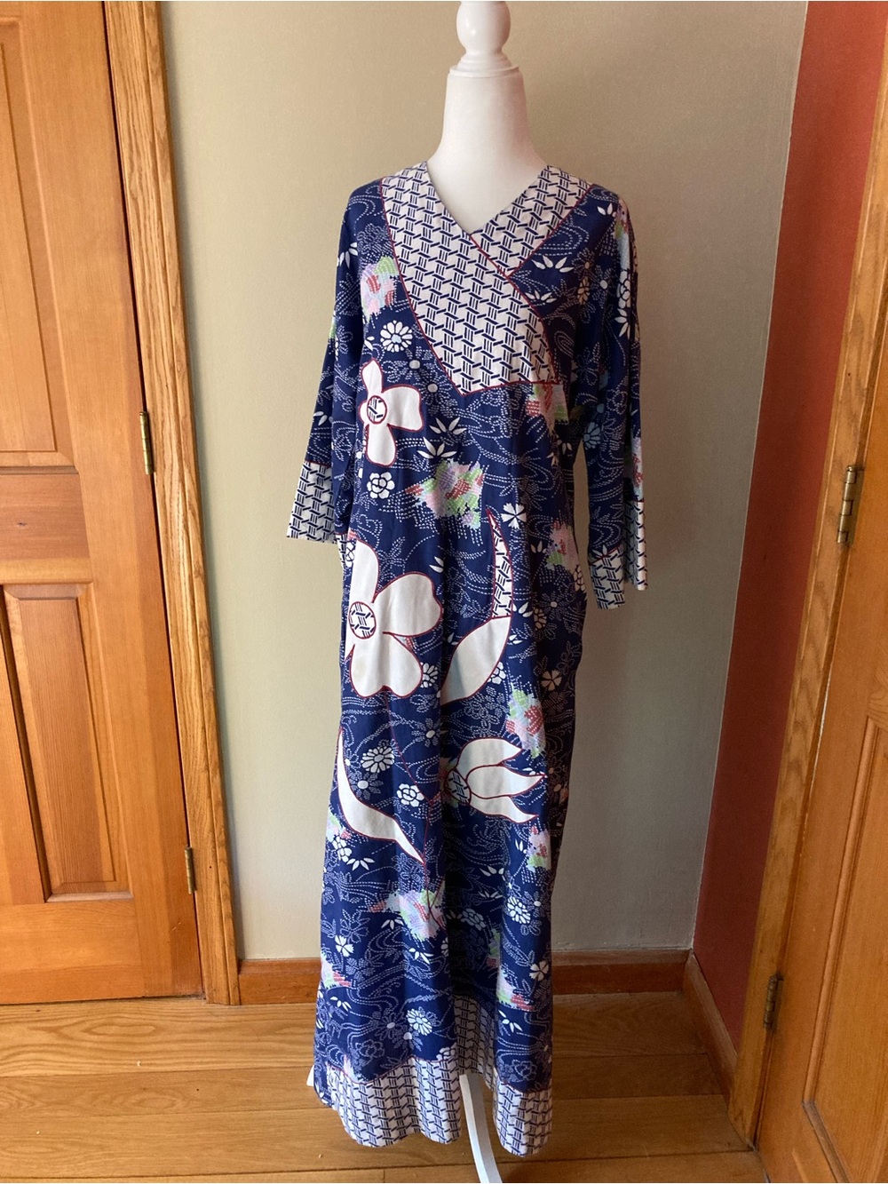 Vintage 1970s Swirl with Maxime Maxi Dress Size S Japanese Floral Bell Sleeve
